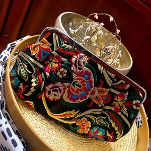 Baroque inspired vintage style pleated floral embroidered clutch